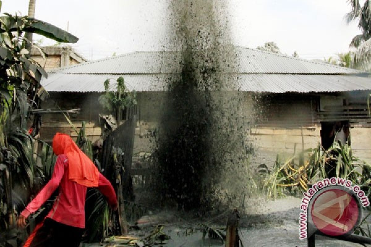 Warga diminta jauhi lokasi semburan gas di Aceh Utara