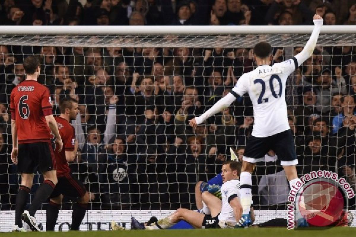 Gol bunuh diri Dawson bawa Spurs ungguli sementara West Brom 1-0