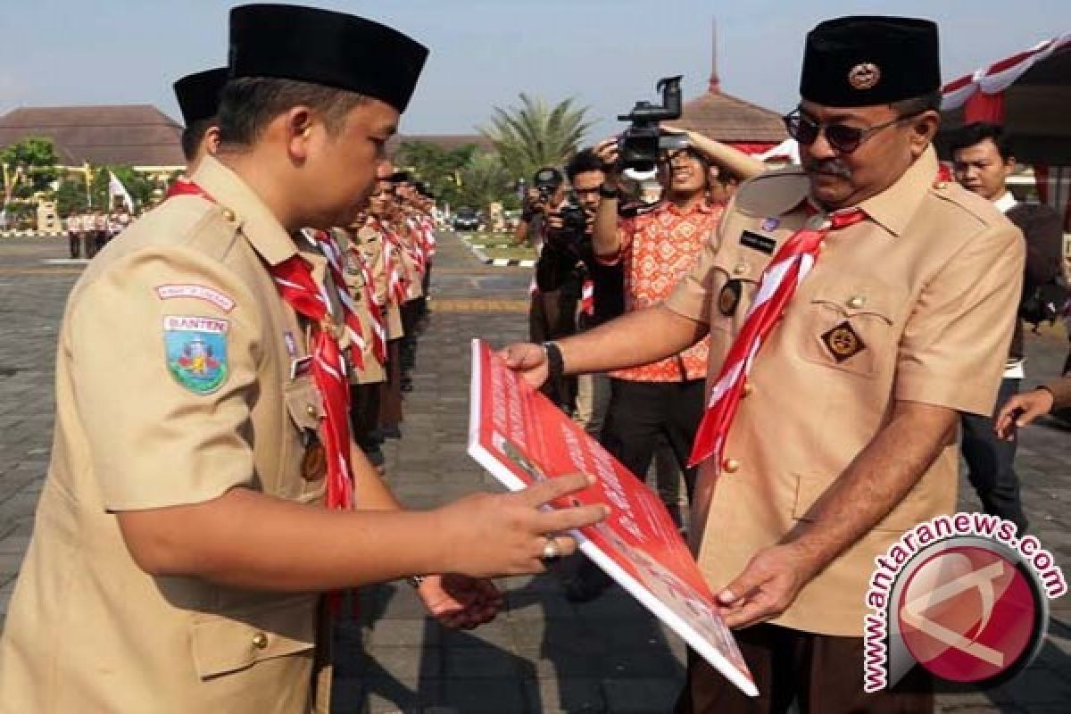 Gubernur Ajak Kaum Muda Amalkan Nilai Kepramukaan