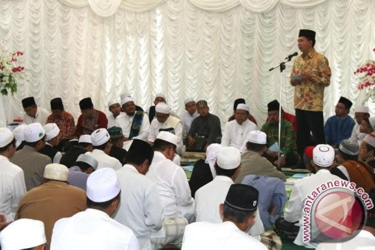 Bupati Barito Utara Hadiri Haul Guru Sekumpul