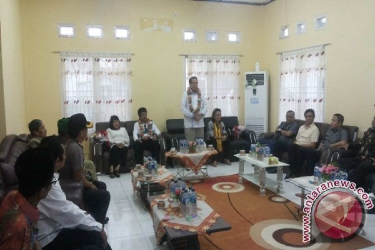 Bupati Ajak Warga Nias Barat Hilangkan Perbedaan