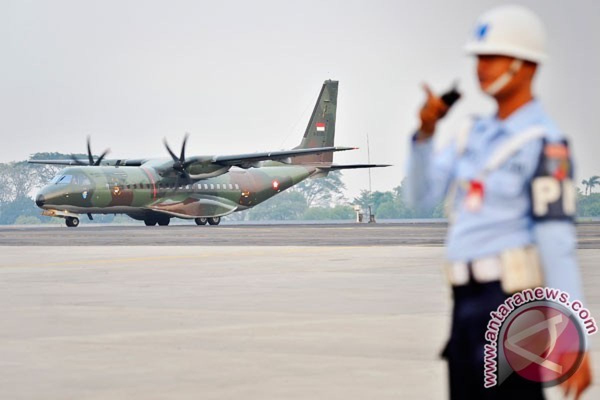 TNI AU tangkap 5 WNA  