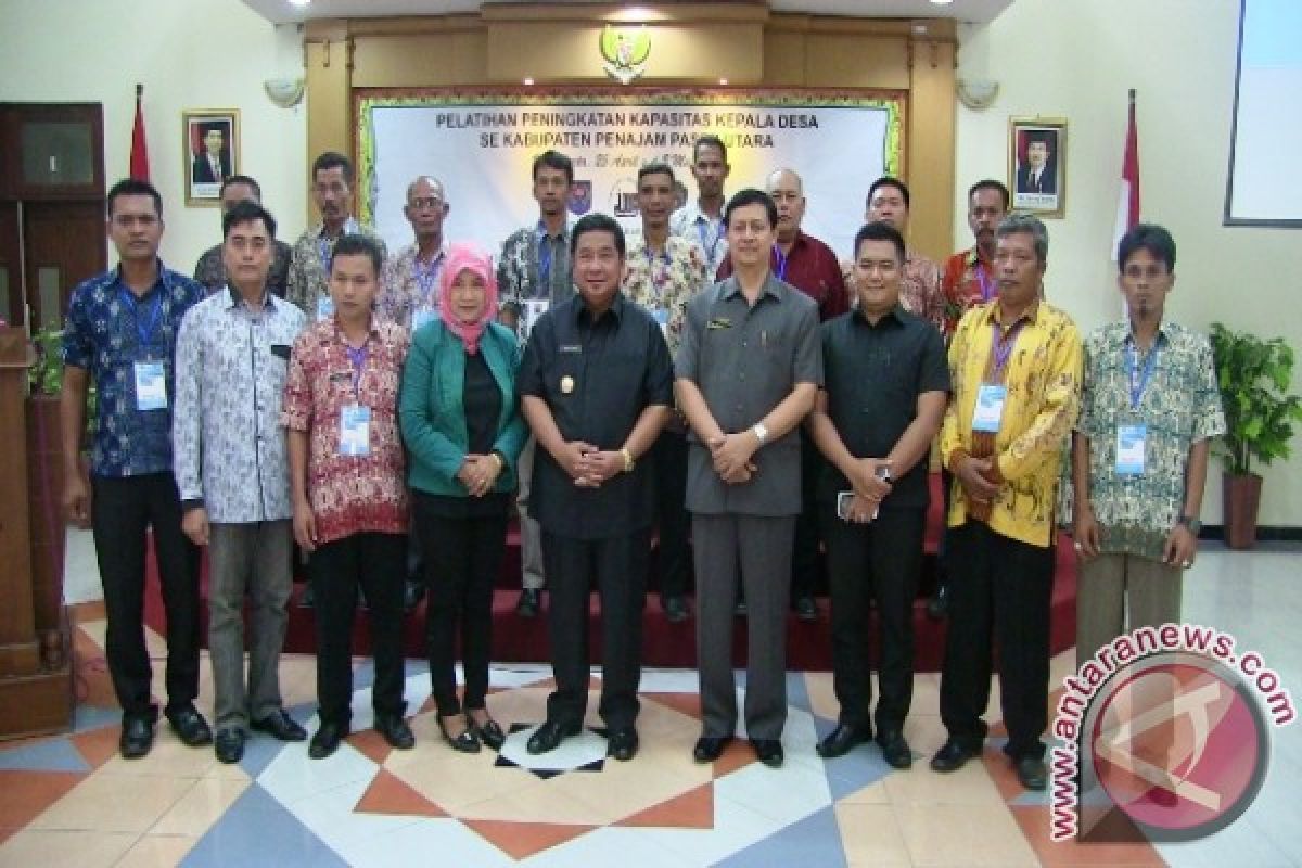 Penajam Gelar Pelatihan Kepala Desa di Yogyakarta 