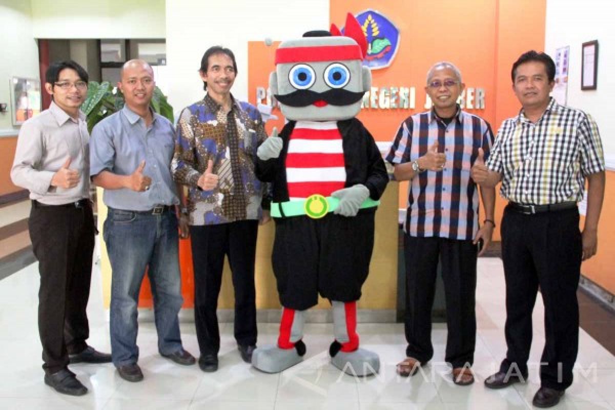 Kemenristekdikti Pantau Persiapan Kontes Robot Indonesia di Polije