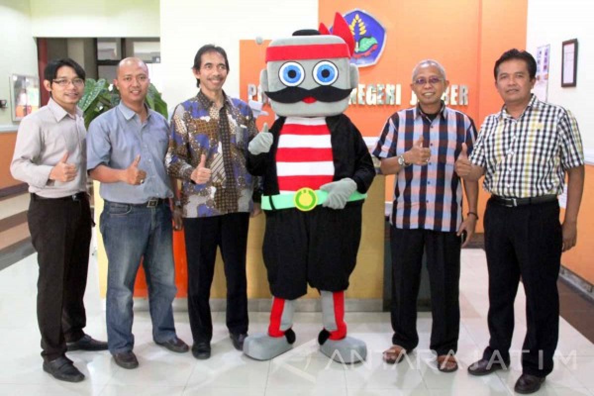 Kemenristekdikti Pantau Persiapan Kontes Robot Indonesia di Polije