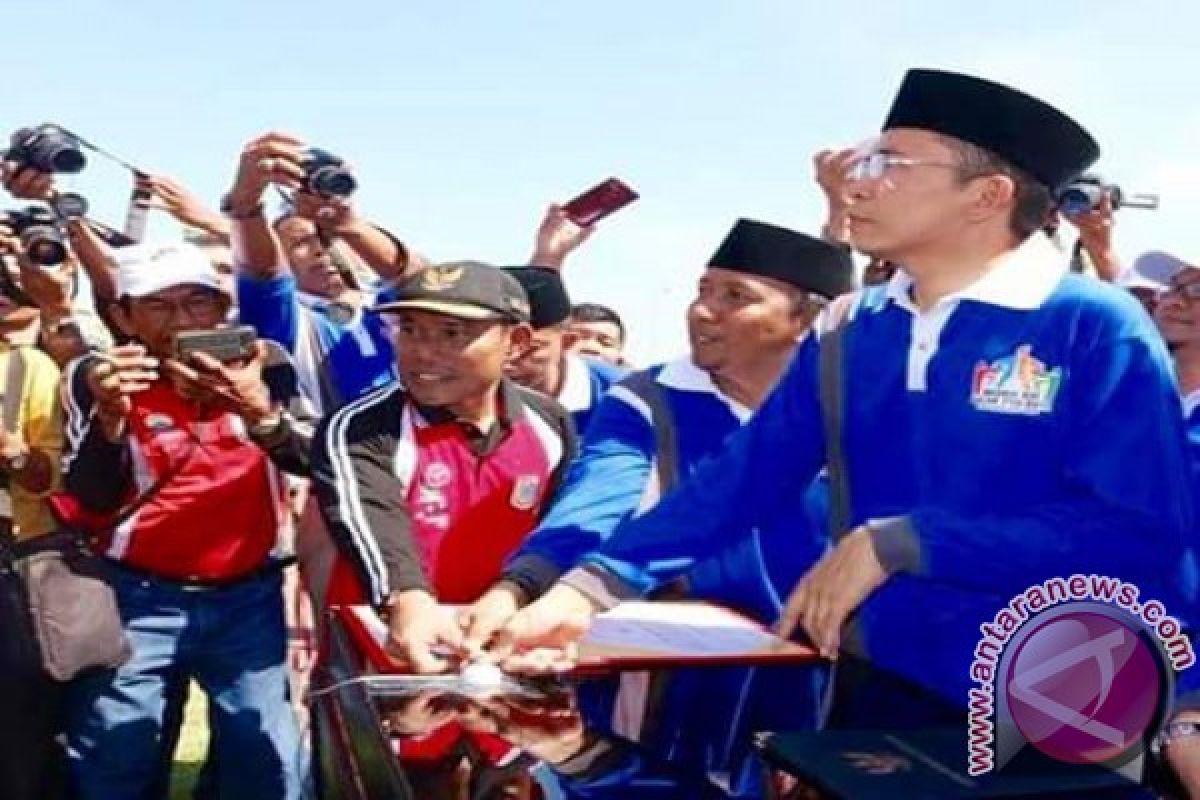 Gubernur Resmikan Program Gotong Royong Sumbawa Barat 