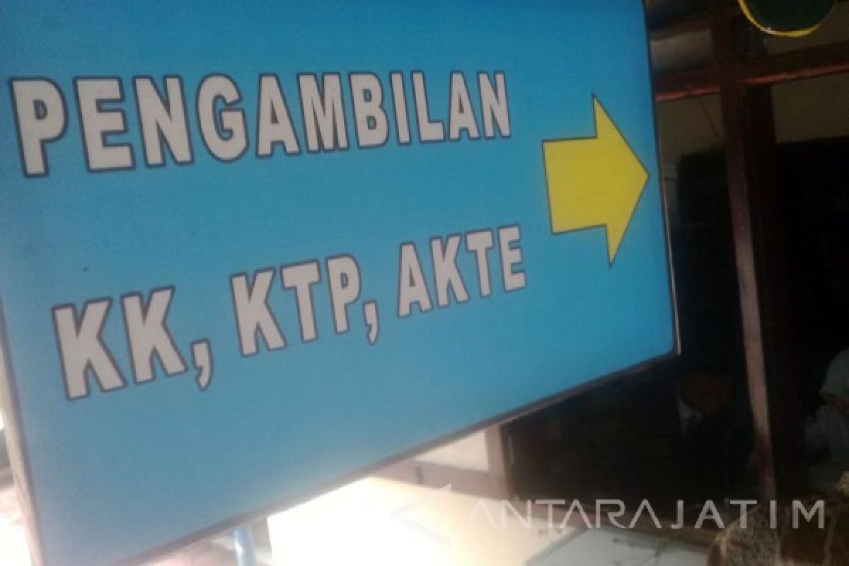 Dispendukcapil Trenggalel Banyak Temukan Dokumen Kependudukan Palsu