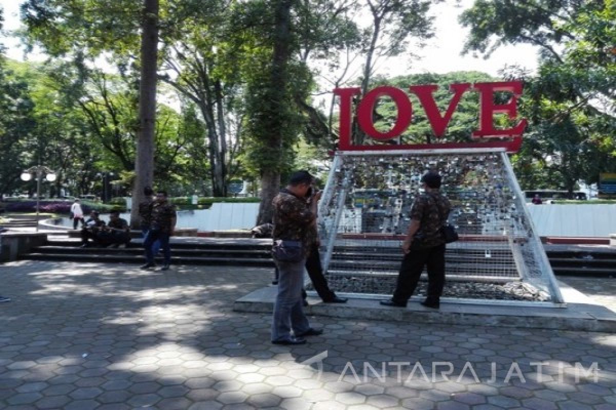 Pemkot Madiun Lirik Konsep Taman Tematik Bandung