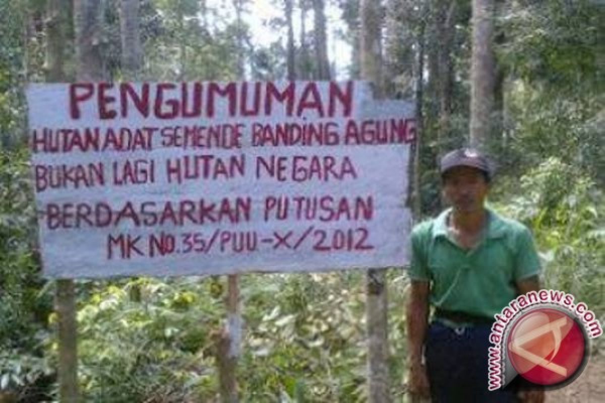 Dedi Mulyadi: Pengelolaan hutan oleh masyarakat adat adalah keharusan