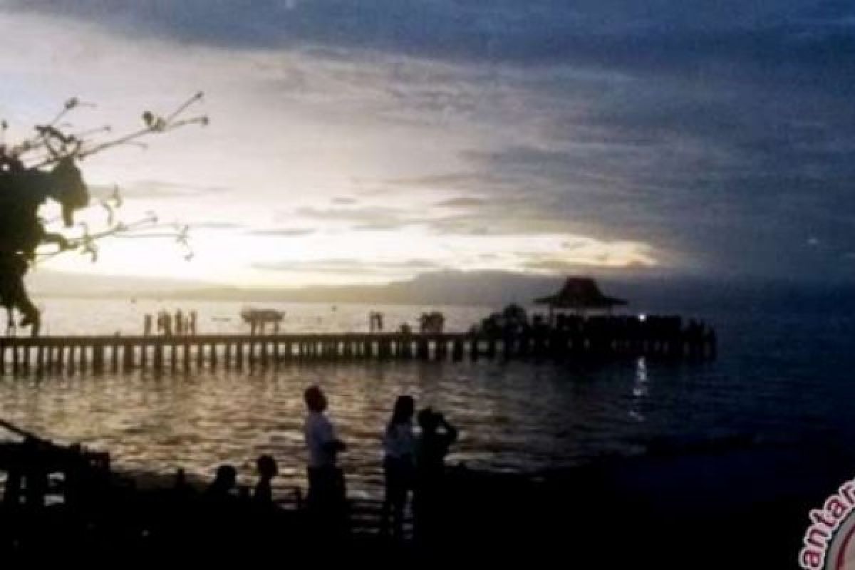 Habiskan Musim Liburan di Pantai Falajawa Ternate