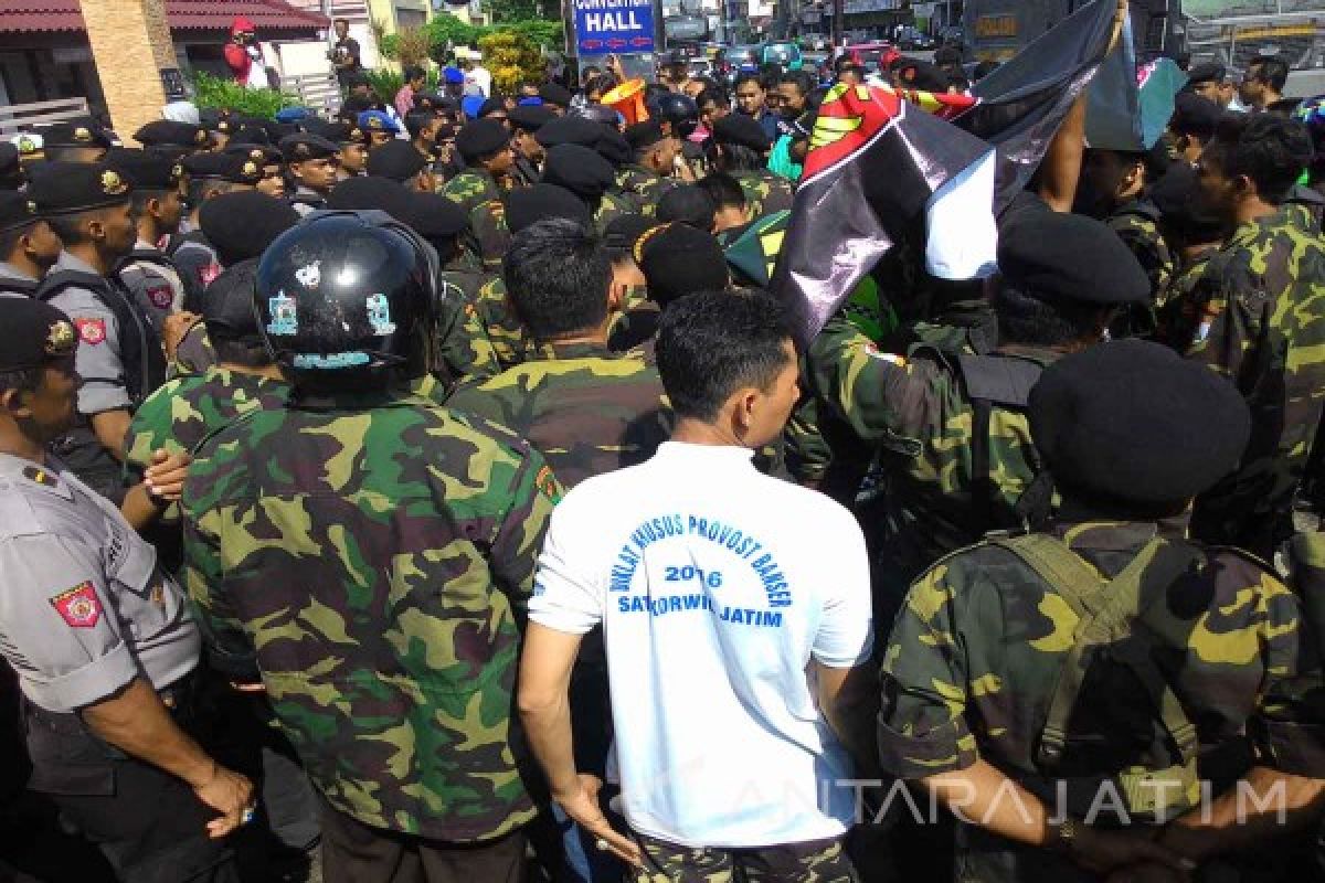 Kegiatan Muktamar Tokoh Umat HTI Jember Dihentikan