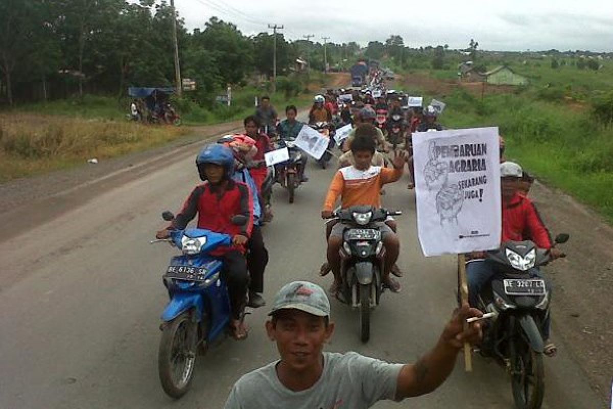 Petani Moromoro Mesuji Lampung Demo Hari Buruh  