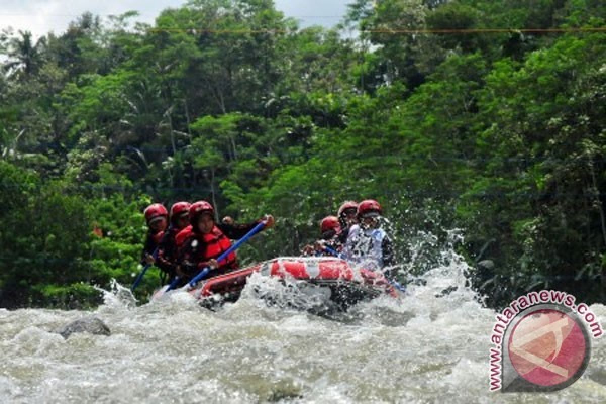 Berminat Wisata Arung Jeram Banjarengara, Lokasinya Mudah Dijangkau