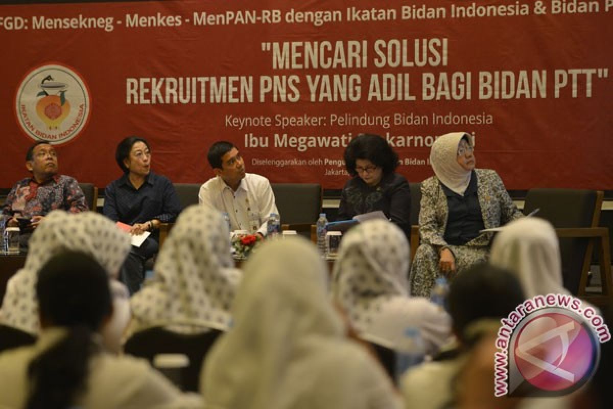 Usai melahirkan guru honor di Kalteng langsung ikut seleksi PPPK