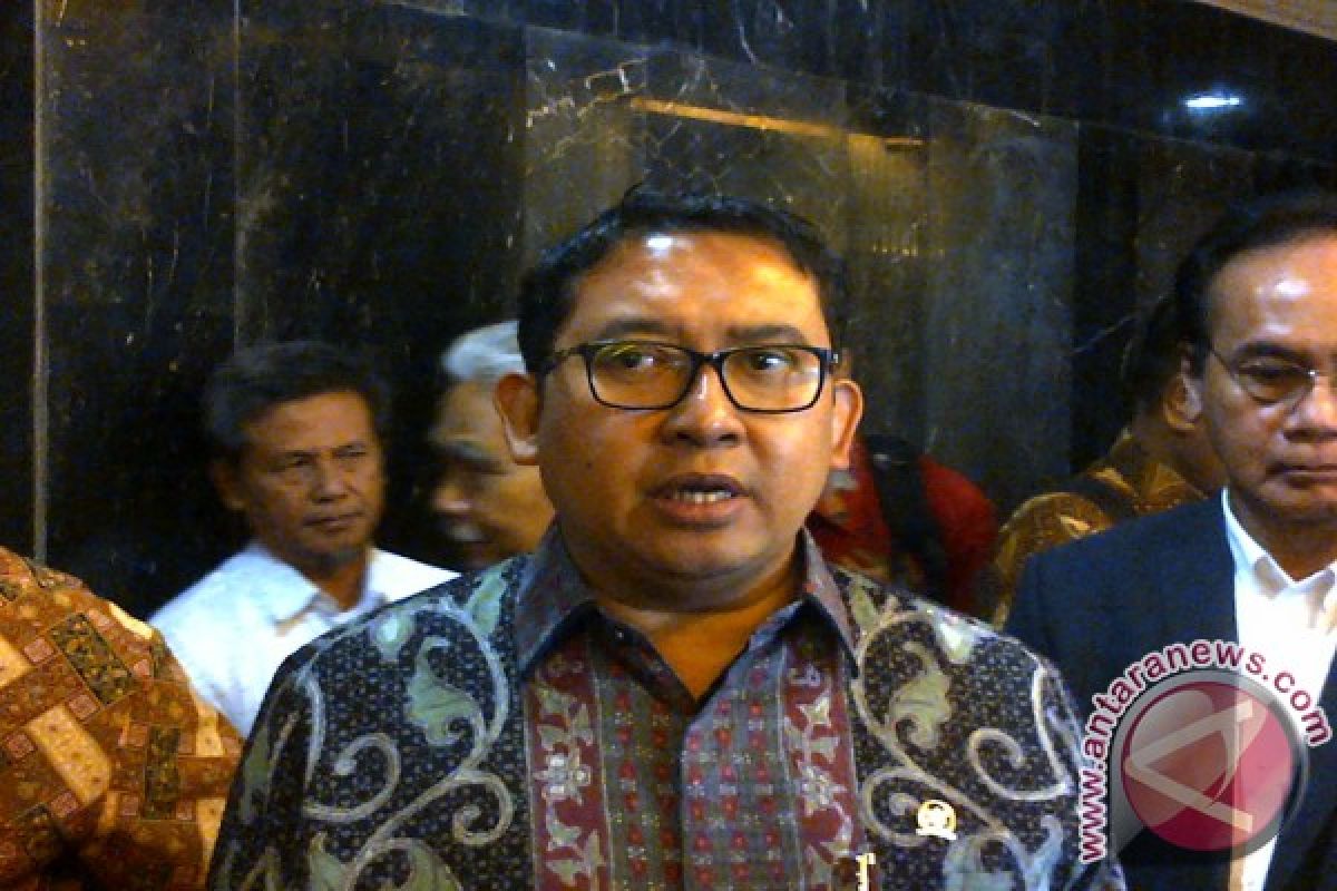 Fadli Zon bersyukur 10 WNI bebas dari Abu Sayyaf