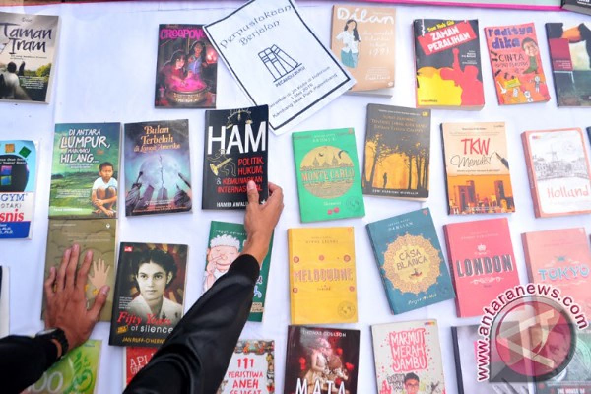 Pos Indonesia gratiskan pengiriman buku ke seluruh Indonesia