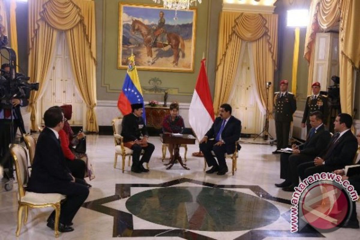 Dubes Luthfie serahkan "credentials" kepada Presiden Venezuela