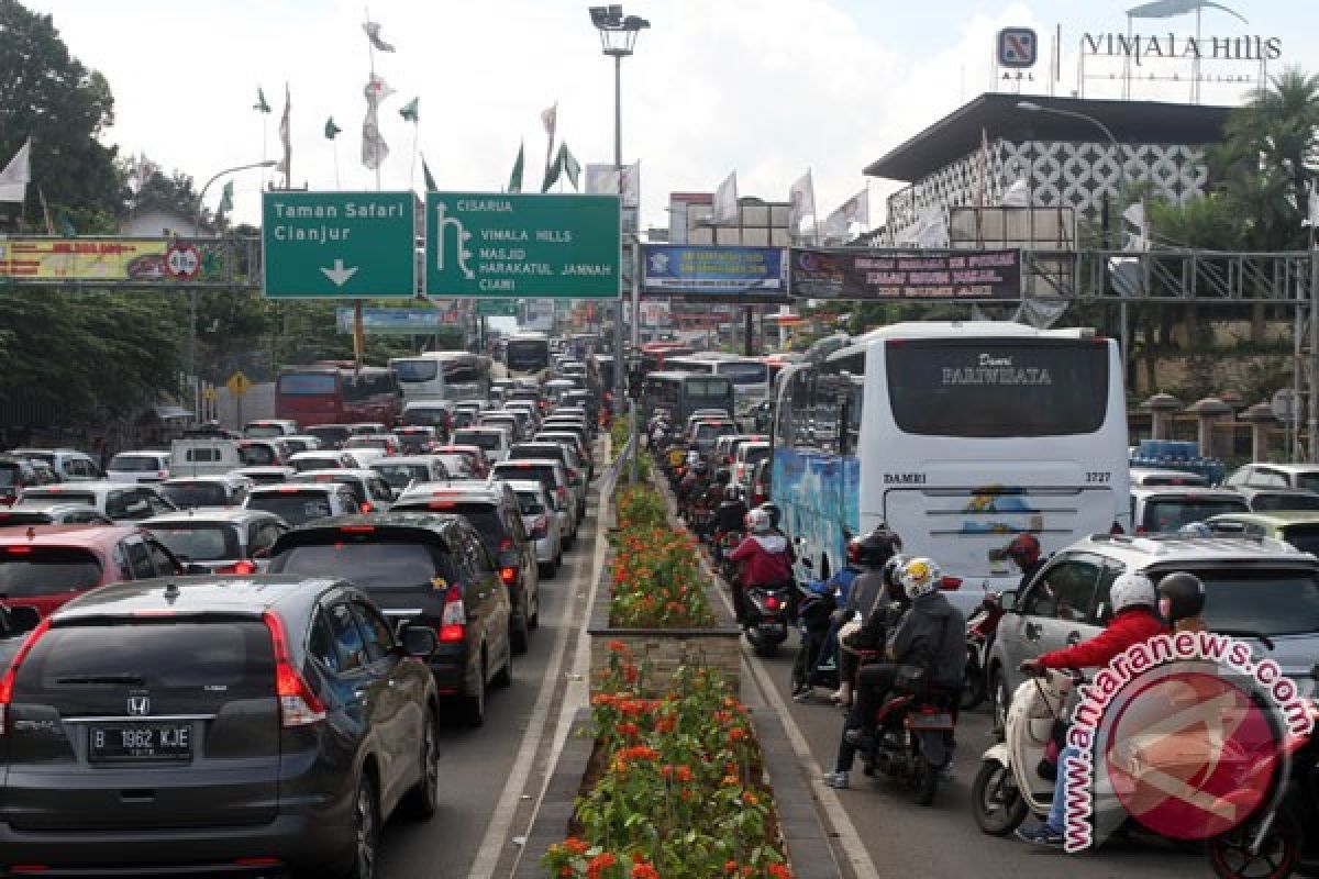 Lalu-lintas ke Puncak lebih padat