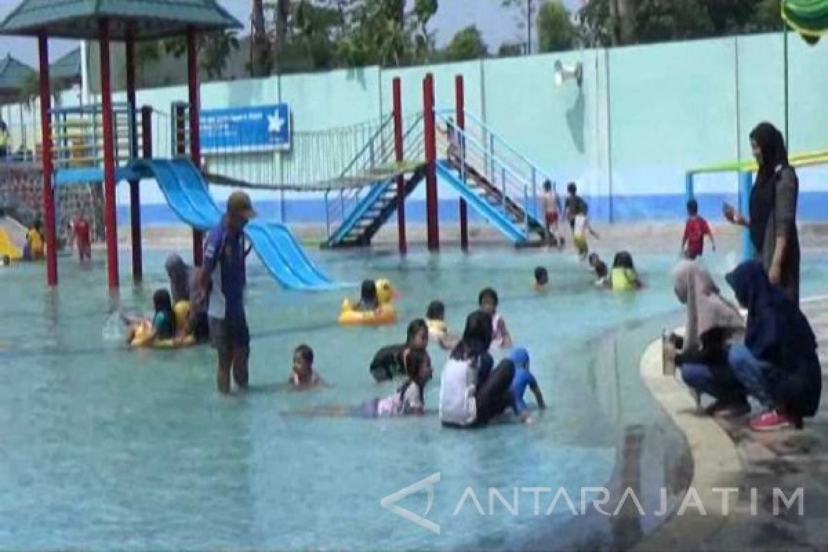 Taman Umbul Madiun Beroperasi Hingga Malam Hari