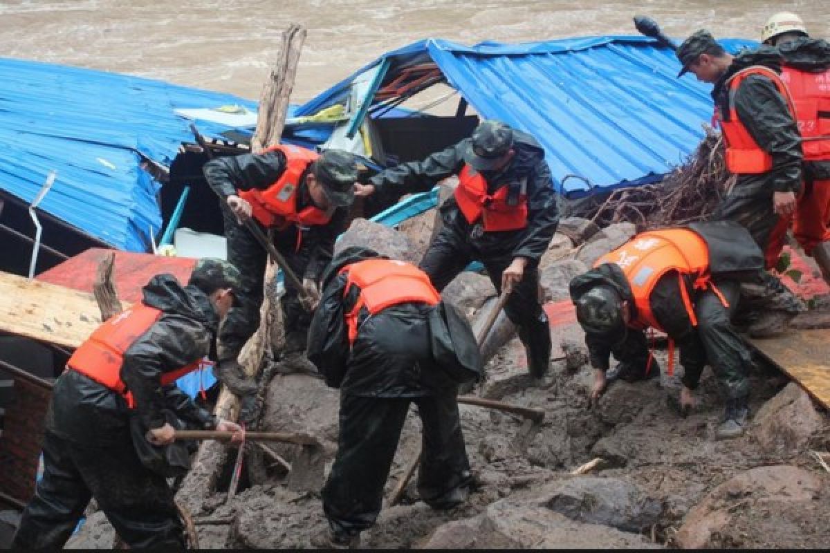 China landslide death toll climbs to 22