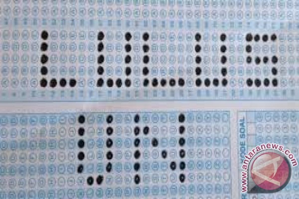 Kelulusan SMA di Padangsidimpuan 100 Persen