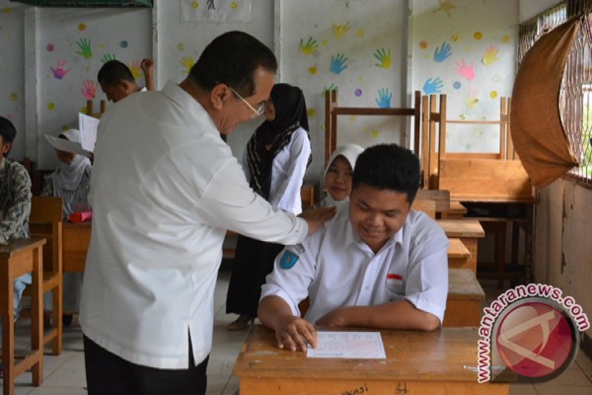 Tidak Ada Perbedaan Soal UN 