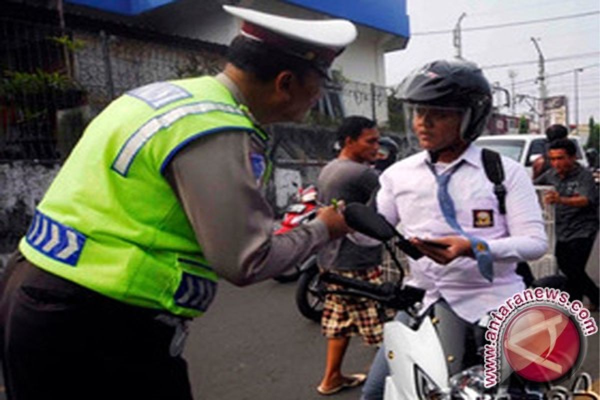 Dishub Banten Sosialisasikan Keselamatan Berkendaraan Bagi Pelajar