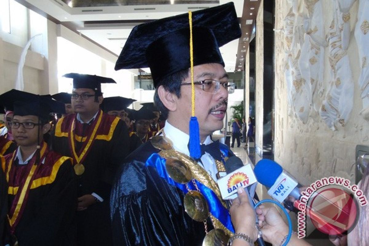 Wisuda XVII STMIK STIKOM Bali