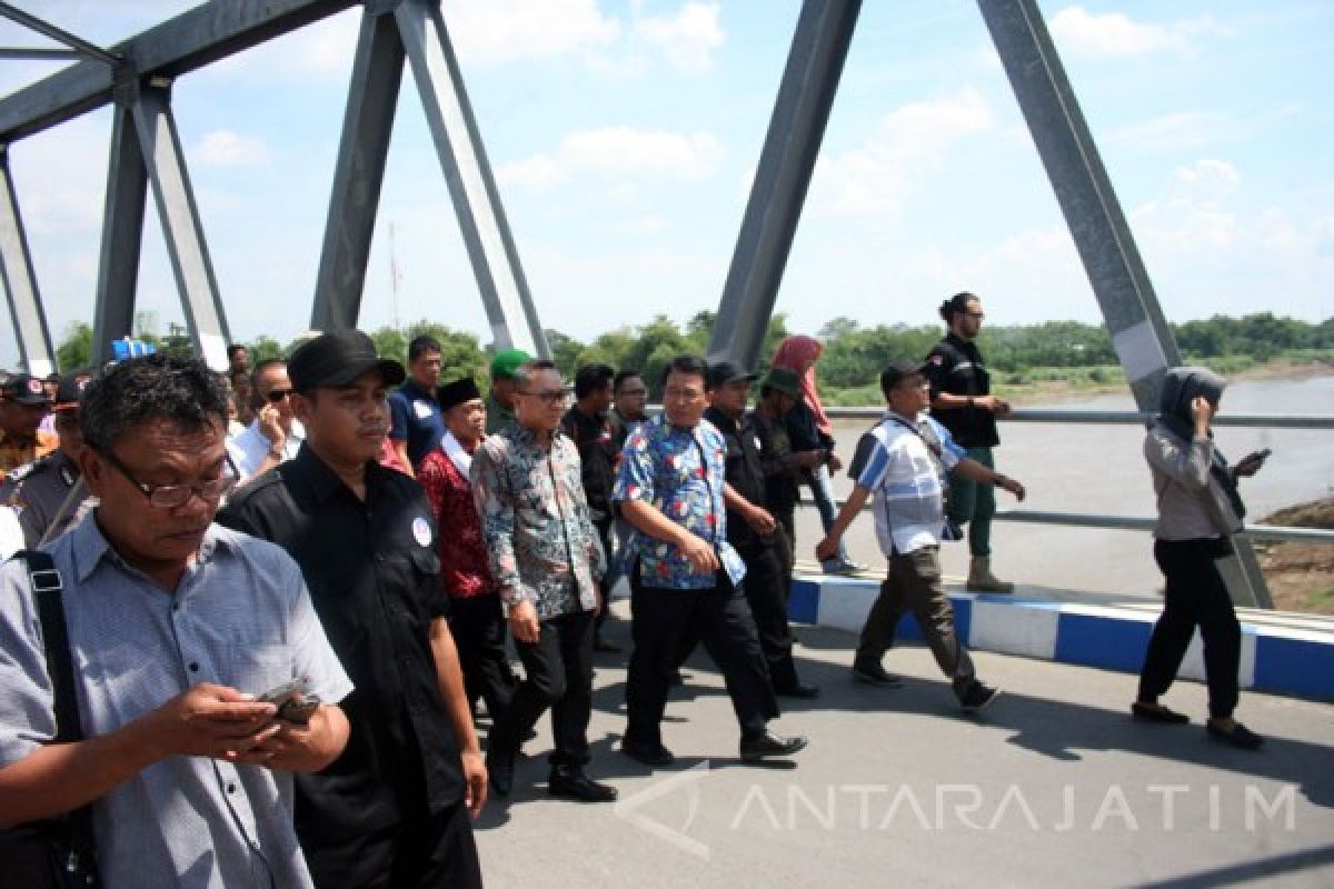 Bojonegoro Berencana Bangun Dua Jembatan Bengawan Solo