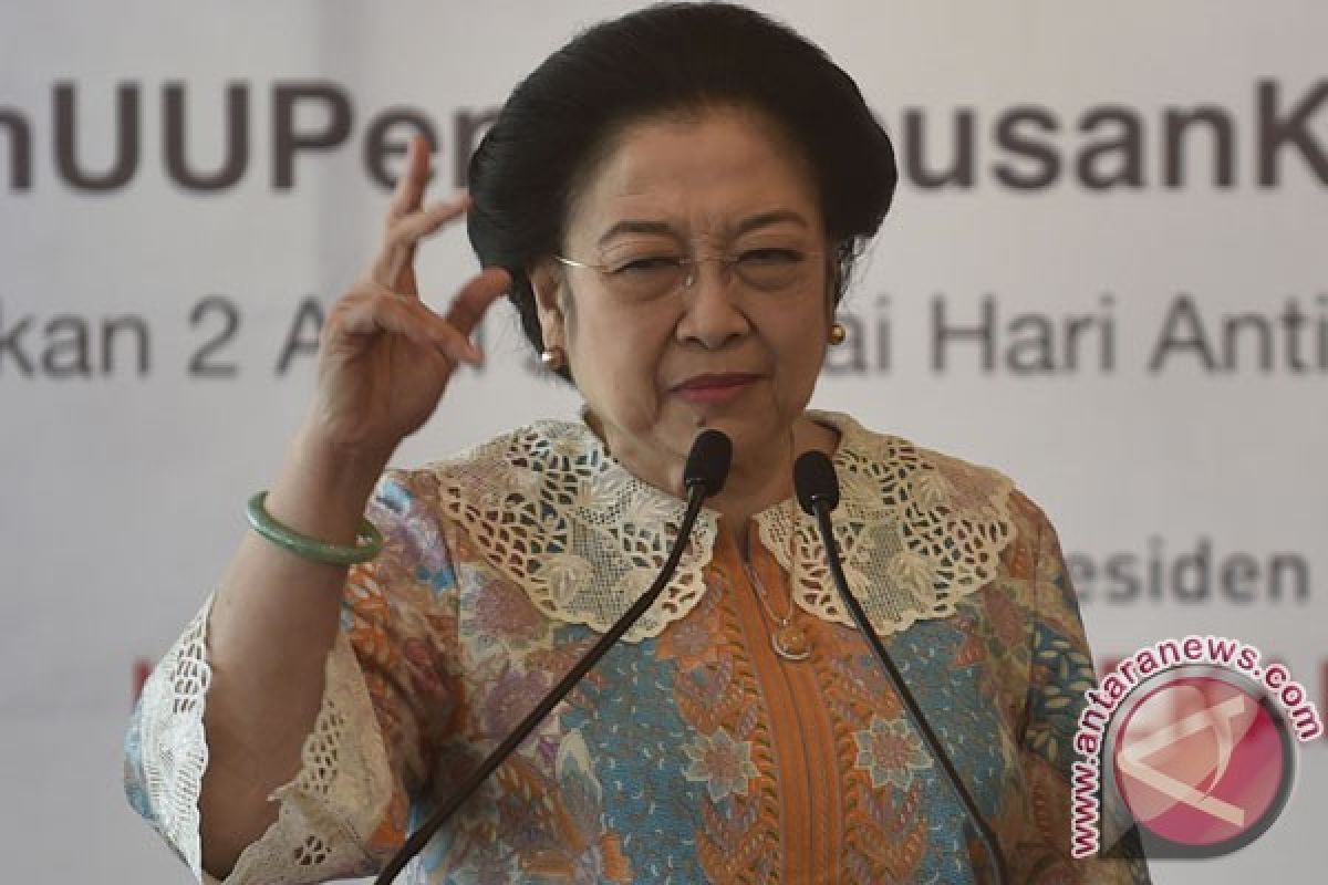 Megawati Soekarnoputri: makna pancasila harus membumi