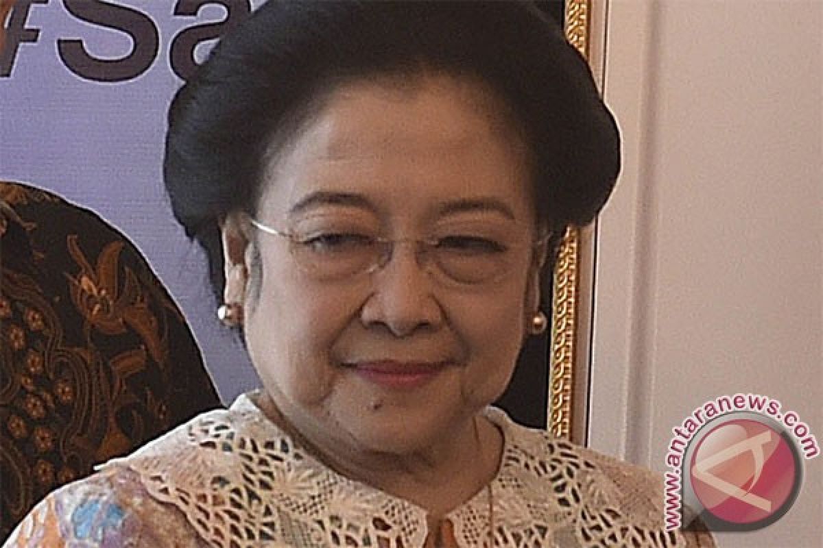 Megawati hadiri Tomohon International Flower Festival