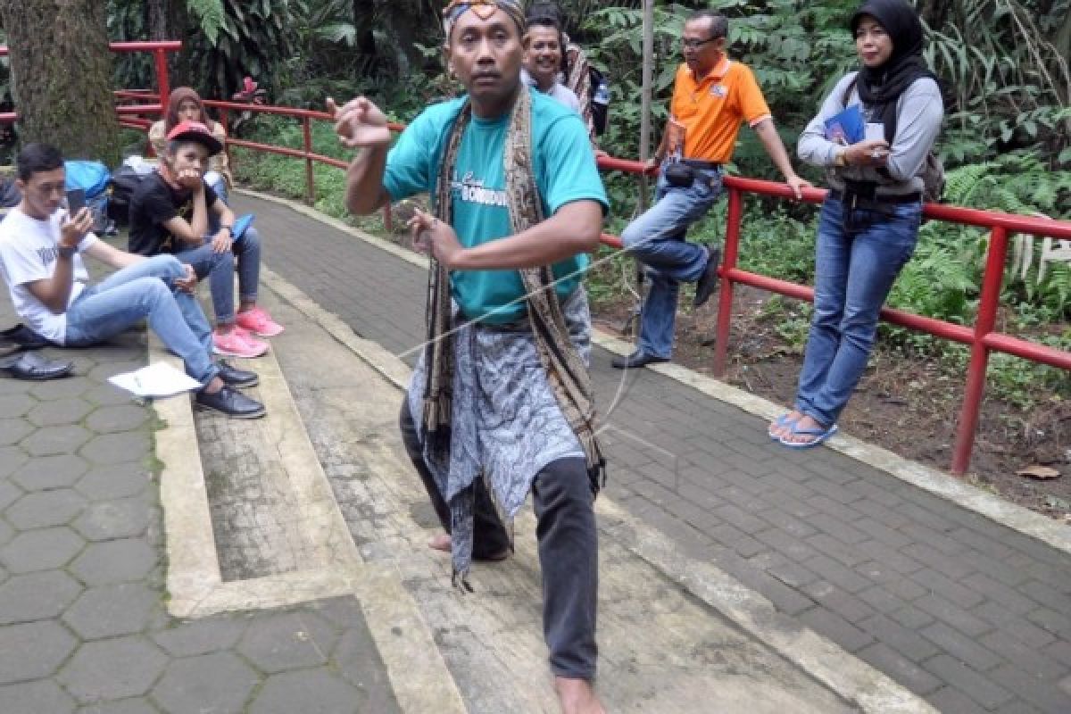 Pemkot Rumuskan Legenda Gunung Tidar