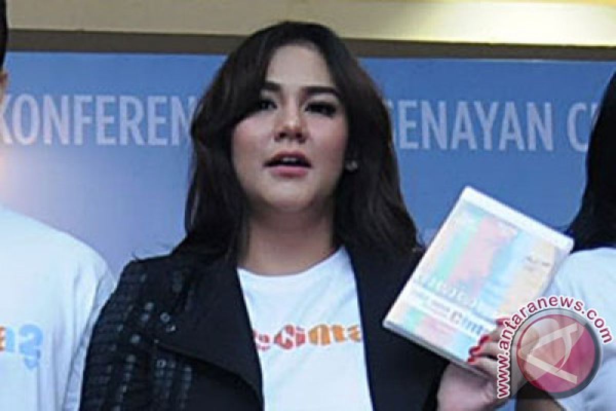 Alasan Sissy Priscillia sekolahkan anak di usia 7 bulan  