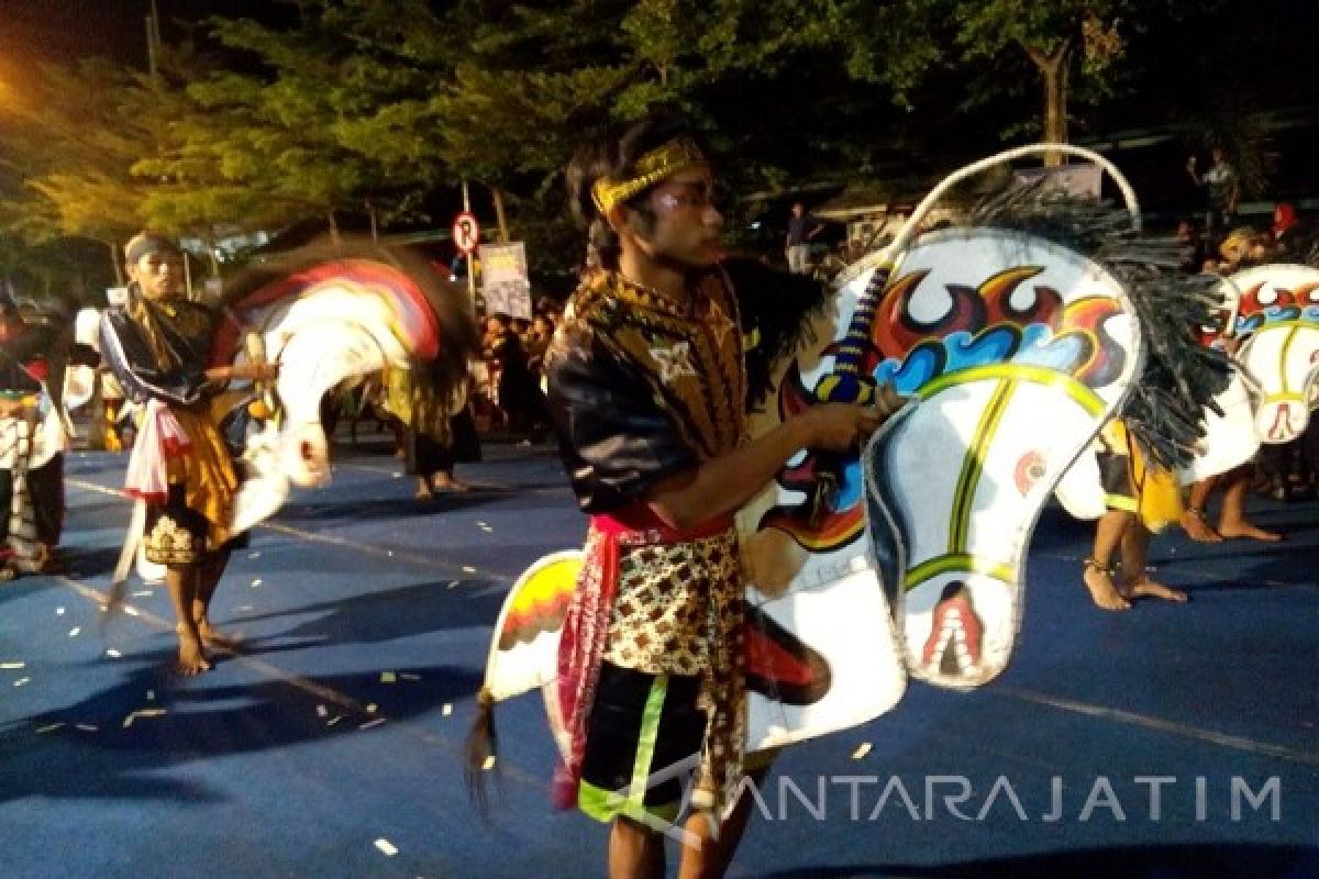 Seribu Seniman Jaranan Atraksi di Festival Alun-alun Kota Kediri 