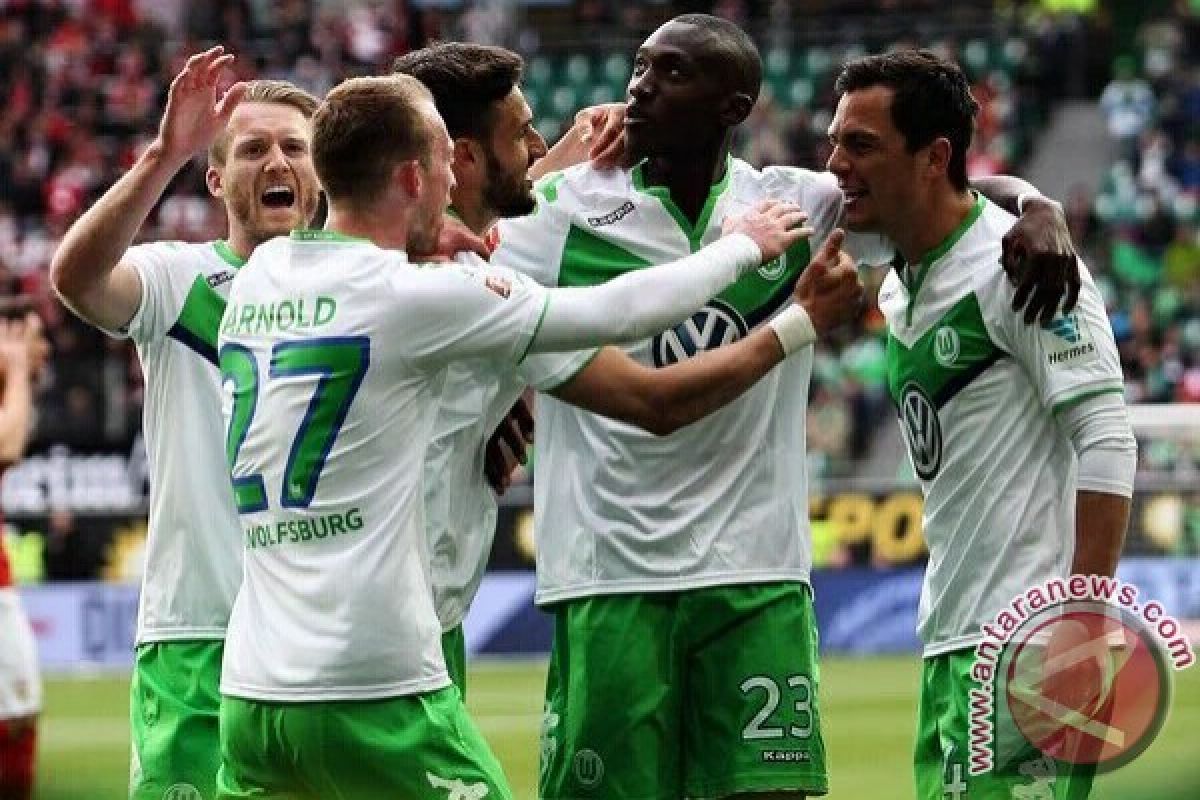Menang 3-1, Wolfsburg kirim Stuttgart ke Divisi Dua