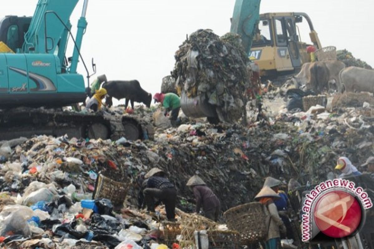 Jakarta hasilkan 780 ton sampah tahun baru