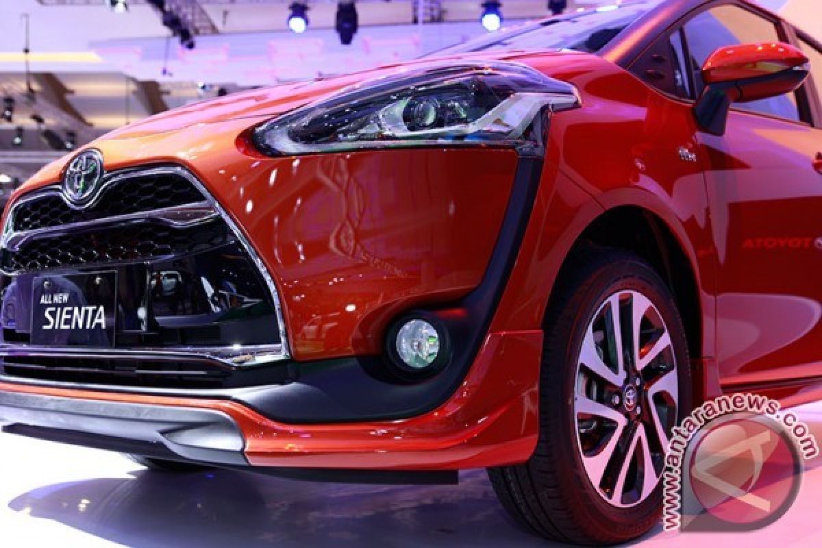 Toyota Targetkan Sienta Terjual 1.200 unit