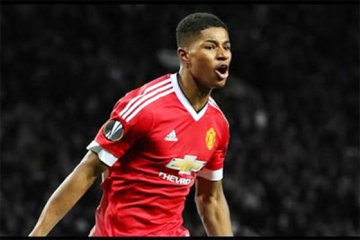 Marcus Rashford dimonitor tim kesehatan MU