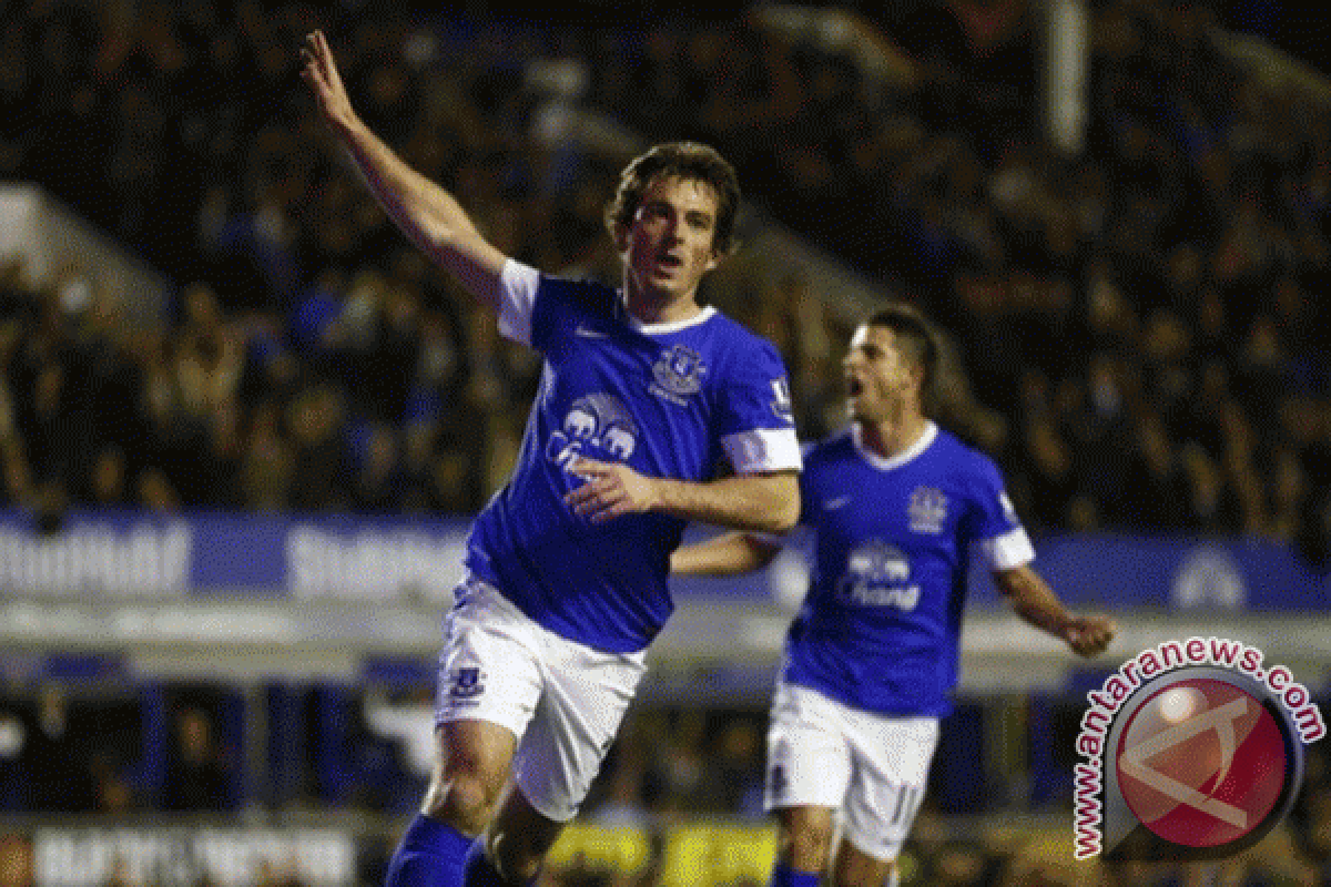 Baines Bek Tersubur Ketiga di Liga Inggris