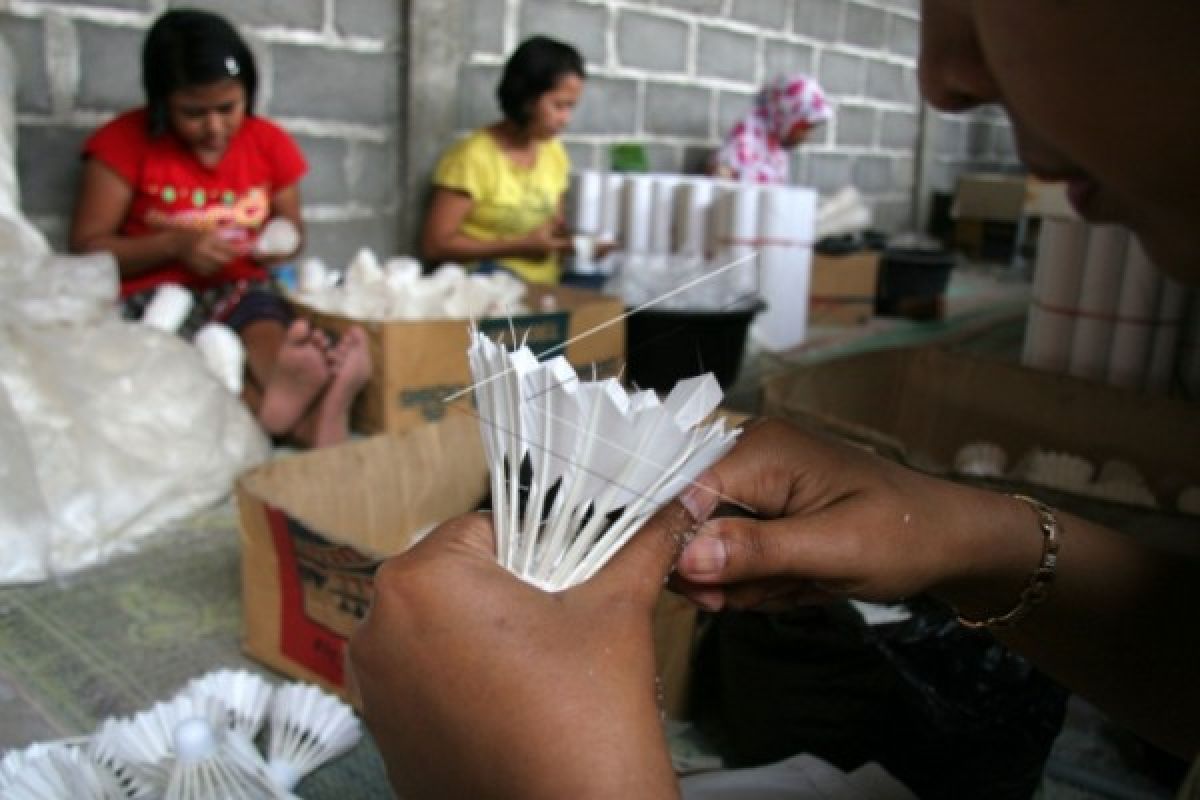 Perajin: Permintaan "Shuttlecock" Meningkat
