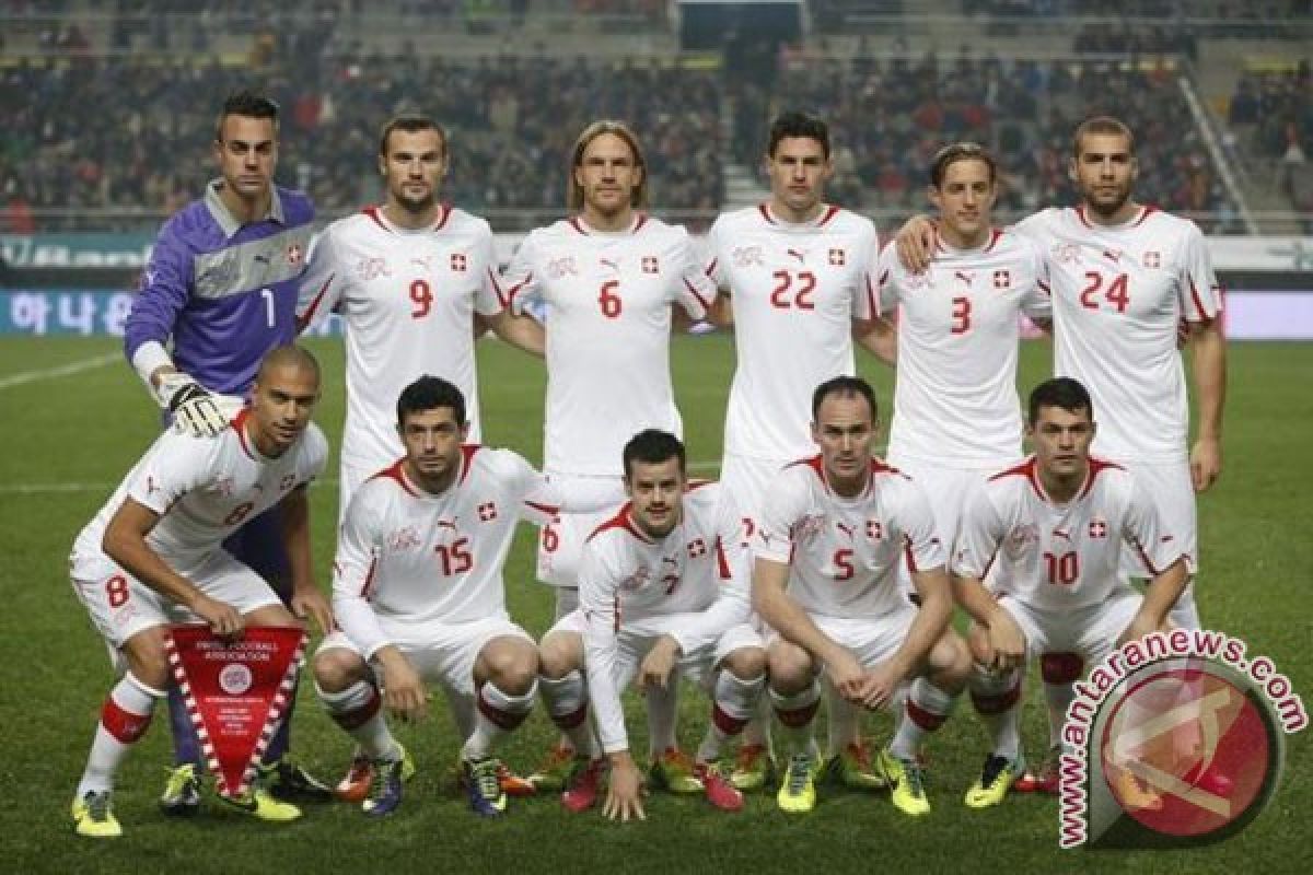 Senderos tidak masuk 23 pemain Swiss untuk Piala Eropa