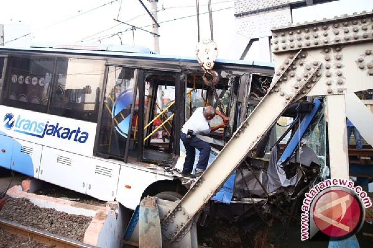 KA Tabrak Transjakarta di Jakarta Pusat, Lalu Lintas Sudah normal