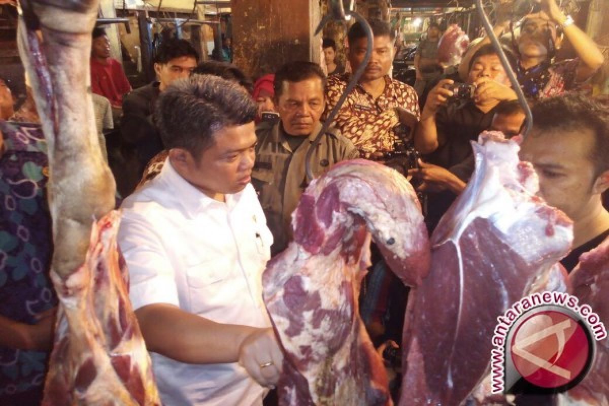 KPPU: Daging beku bisa turunkan harga pasaran