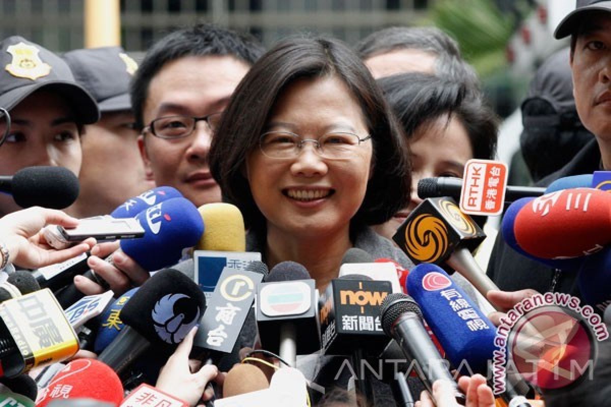 Perempuan Presiden Pertama Taiwan Dilantik