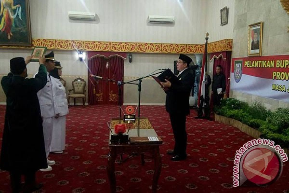 Gubernur Bengkulu lantik Bupati Kaur