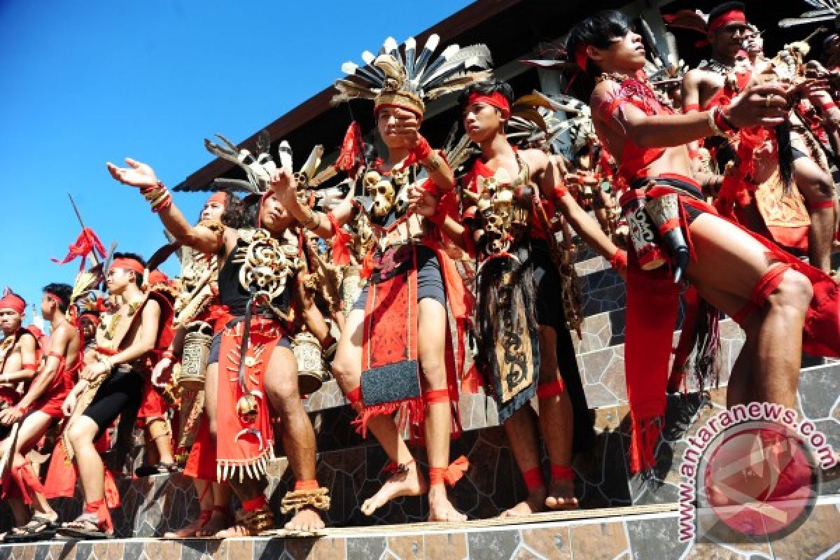 Sanggau Gelar Gawai Adat Dayak Hari Ini