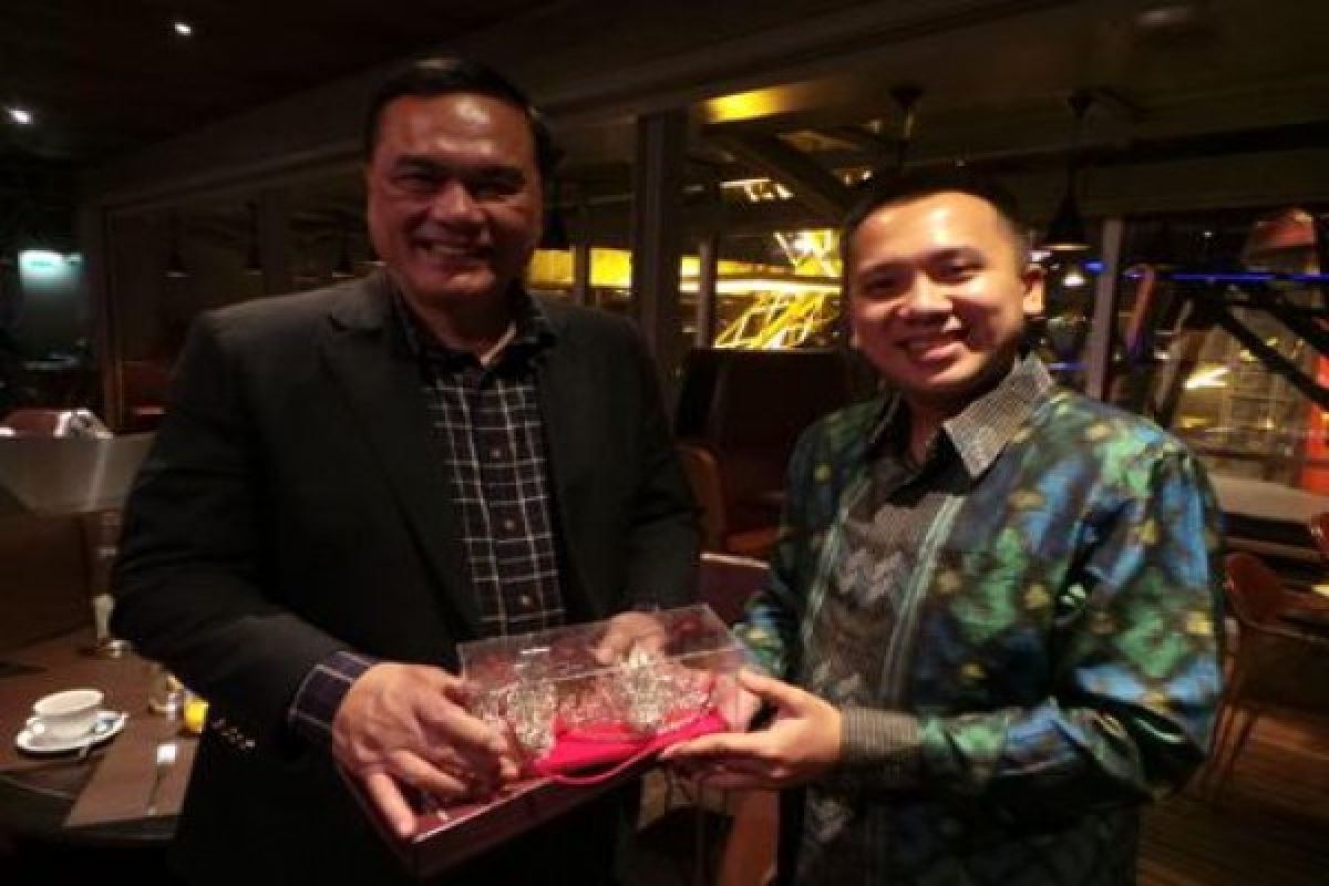 Ridho Focardo Jual Investasi dan Wisata Lampung Ke Prancis