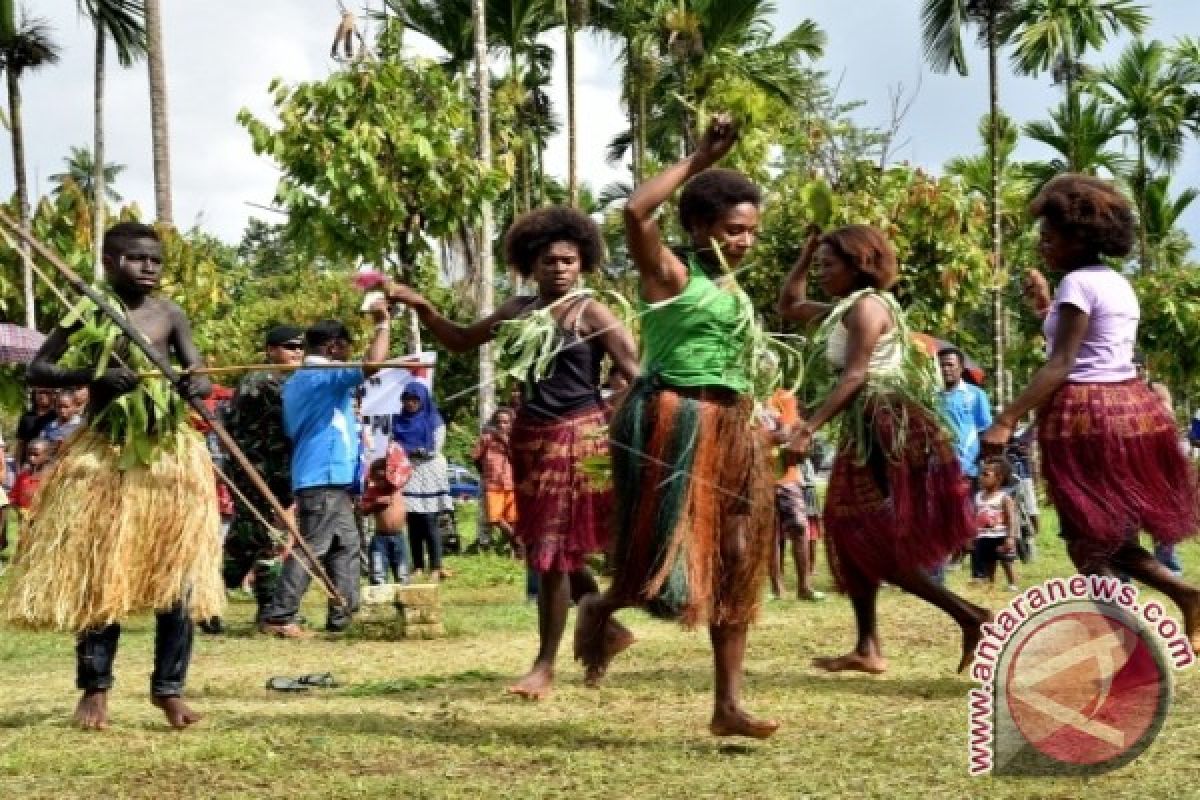 Legislator Papua: perlu perda kampung adat untuk investasi