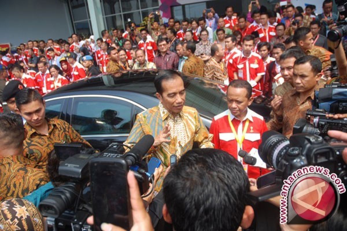 Jokowi berbagi kiat tangguh memulai usaha