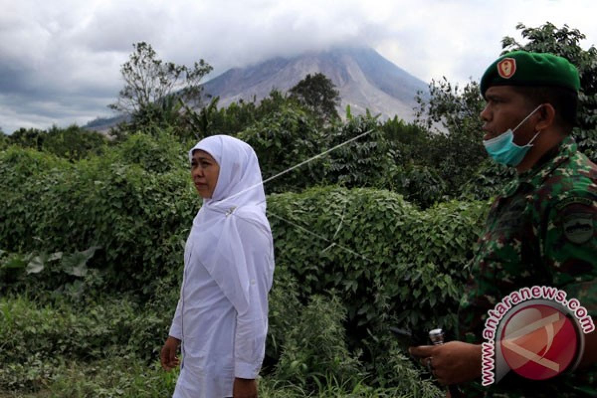 Mensos tinjau zona merah erupsi Sinabung